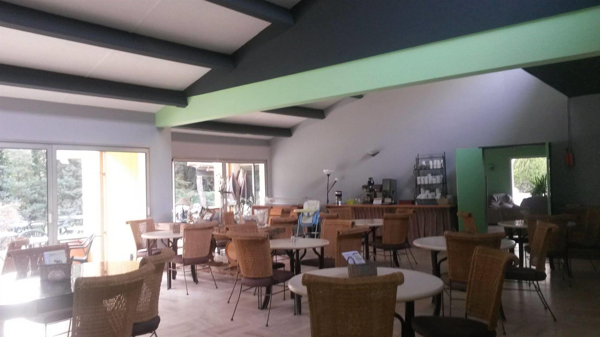Hotel Restaurant Le Mas De L'Olivier 퐁생테스프릿 외부 사진